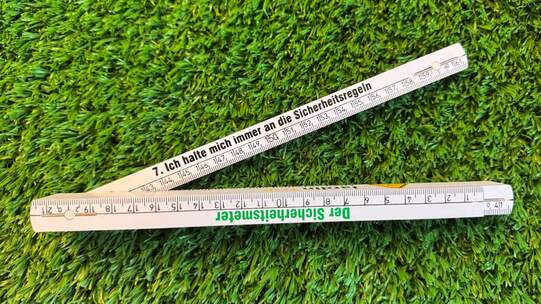  Der Sicherheitsmeter wird an alle Lernenden im ersten üK gratis abgegeben.