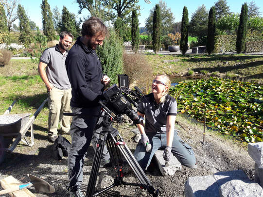 Céline Gurtner bei den Dreharbeiten zu «Hinter den Hecken» am BZG Neuenkirch. 