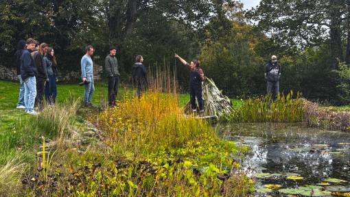 Im Naturgarten von Jo McKerr.