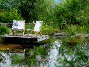 Autour du jardin, pour un support publicitaire en français ?